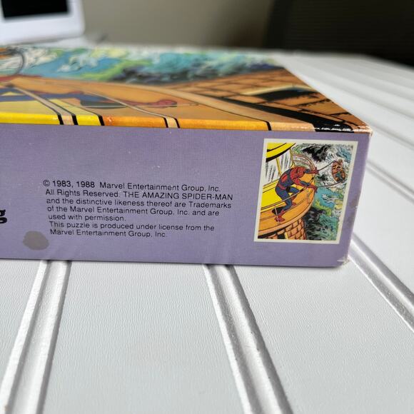 Vintage Marvel Spider-Man 100 piece jigsaw Puzzle Rainbow Works 1980's - Picture 4 of 6